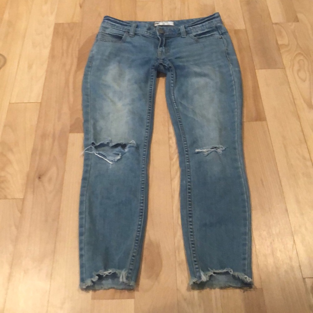 Free People Distressed Skinny Jean - Picture 1 of 3